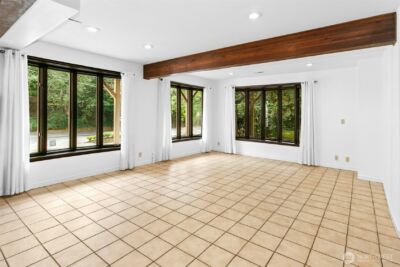 18901 61 Avenue NE, Kenmore, WA 98028 - Photo 16