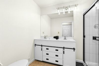 18901 61 Avenue NE, Kenmore, WA 98028 - Photo 20