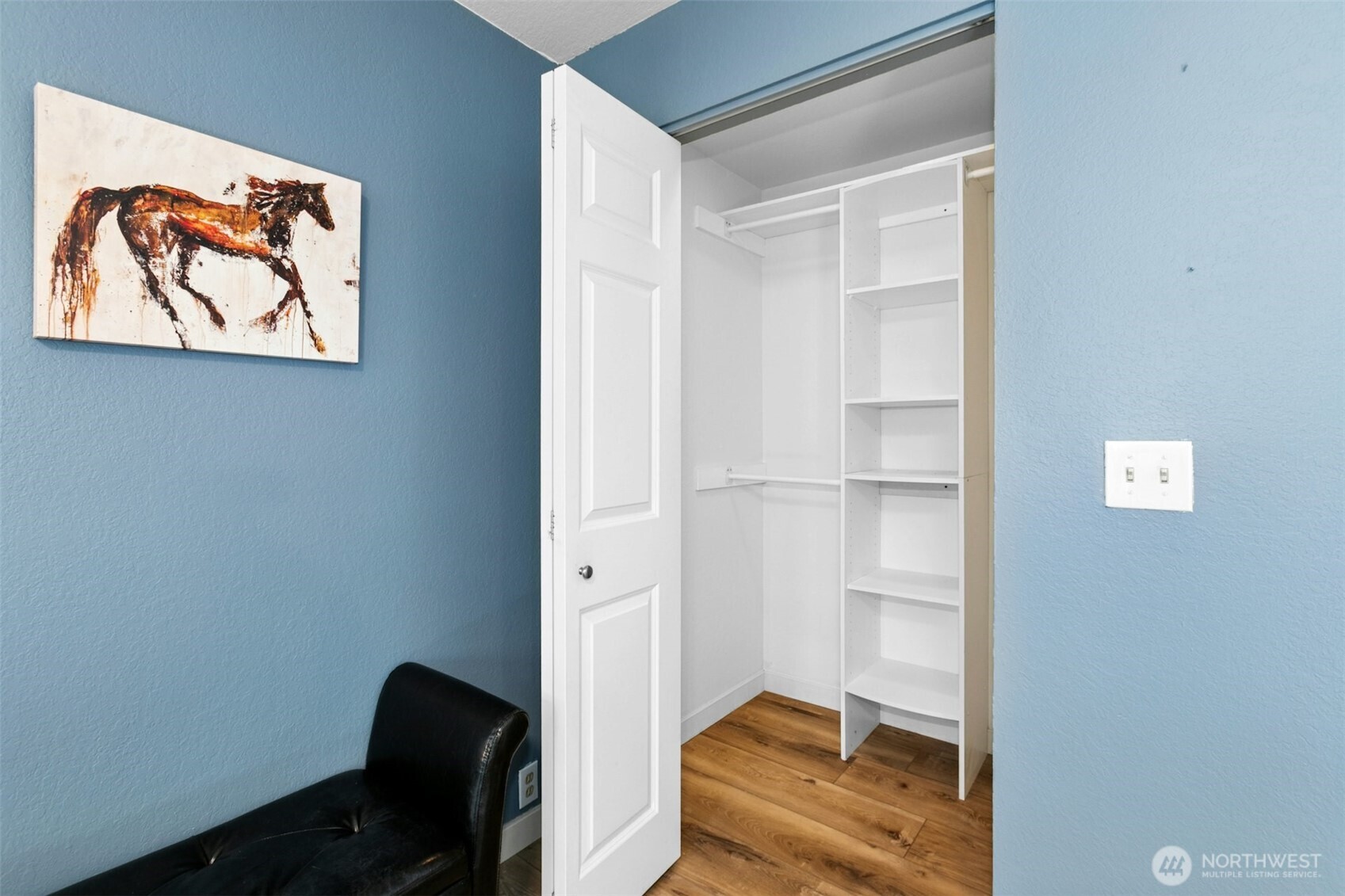 18901 61 Avenue NE, Kenmore, WA 98028