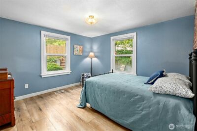 18901 61 Avenue NE, Kenmore, WA 98028 - Photo 10