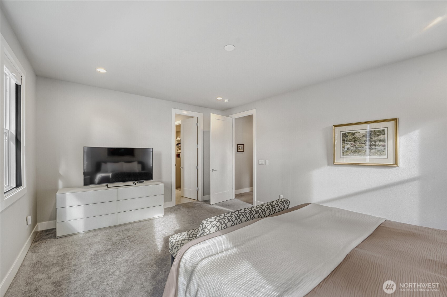 21811 SE 5th Place , Sammamish, WA 98074