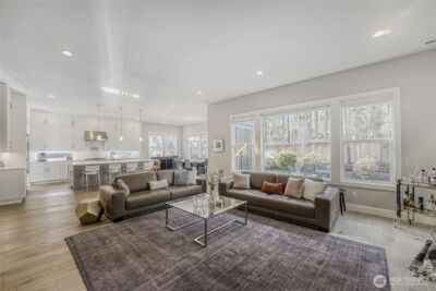 21811 SE 5th Place , Sammamish, WA 98074 - Photo 2