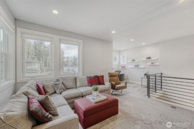 21811 SE 5th Place , Sammamish, WA 98074 - Photo 26