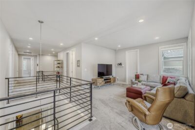 21811 SE 5th Place , Sammamish, WA 98074 - Photo 27