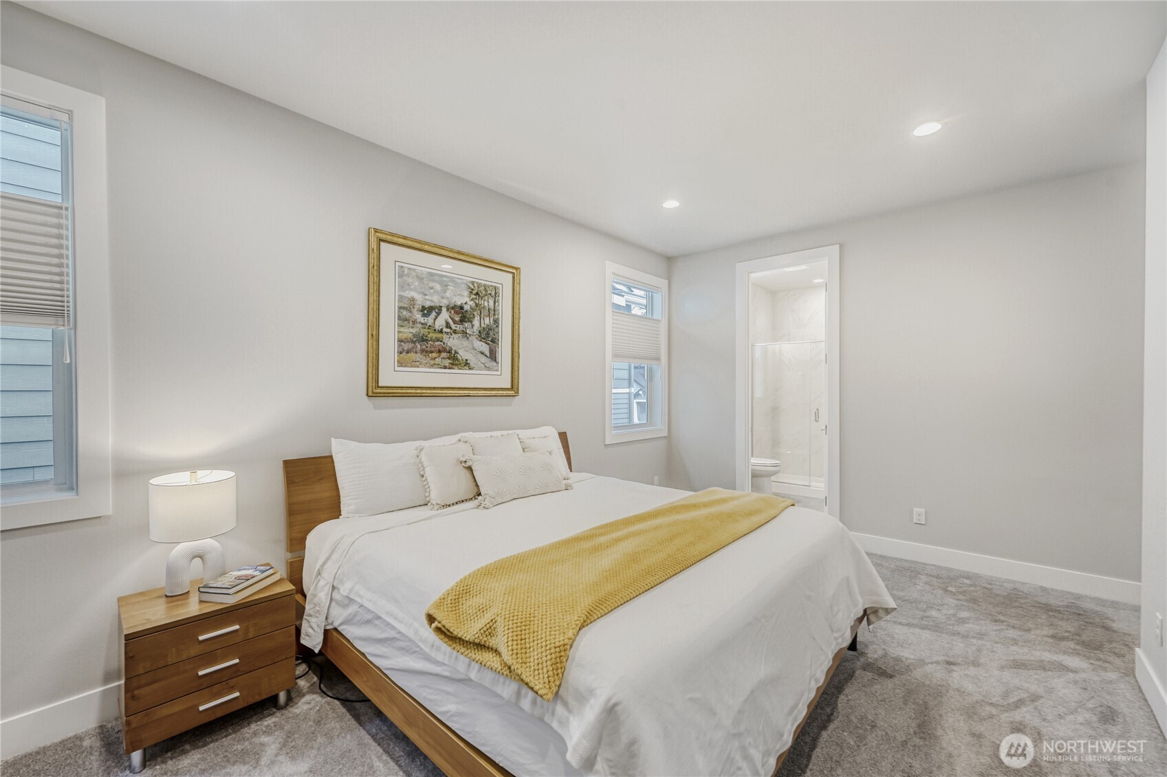 21811 SE 5th Place , Sammamish, WA 98074