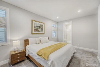 21811 SE 5th Place , Sammamish, WA 98074 - Photo 29