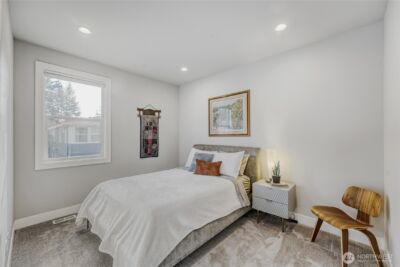 21811 SE 5th Place , Sammamish, WA 98074 - Photo 31