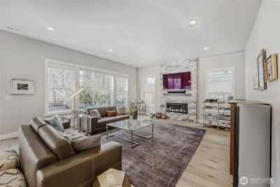 21811 SE 5th Place , Sammamish, WA 98074 - Photo 10