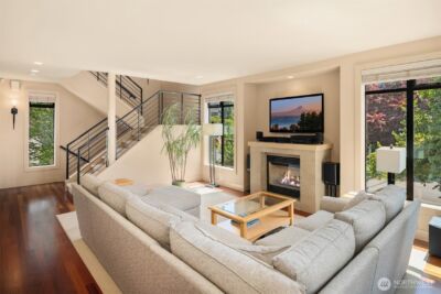 427 2nd Street S #A, Kirkland, WA 98033 - Photo 3