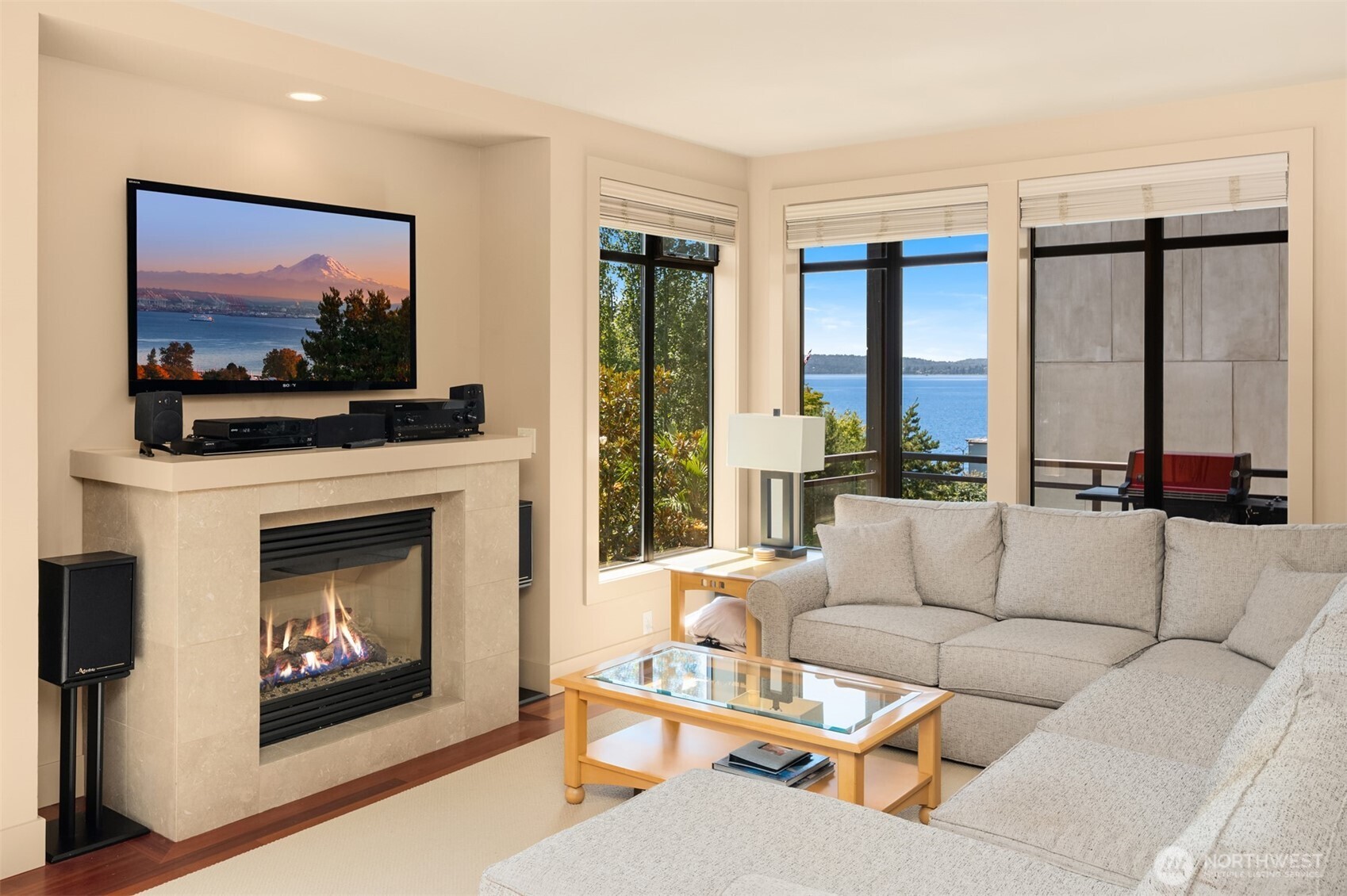 427 2nd Street S #A, Kirkland, WA 98033