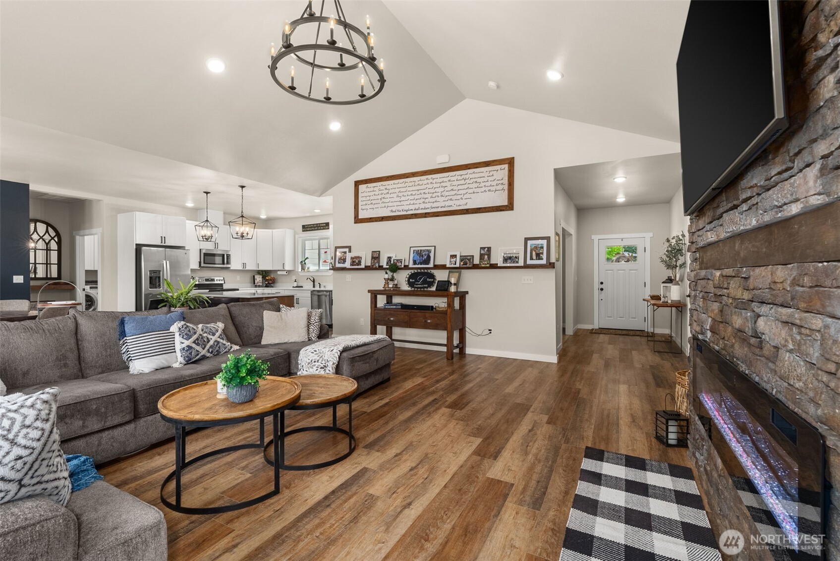 119 Redwood Lane , Onalaska, WA 98570