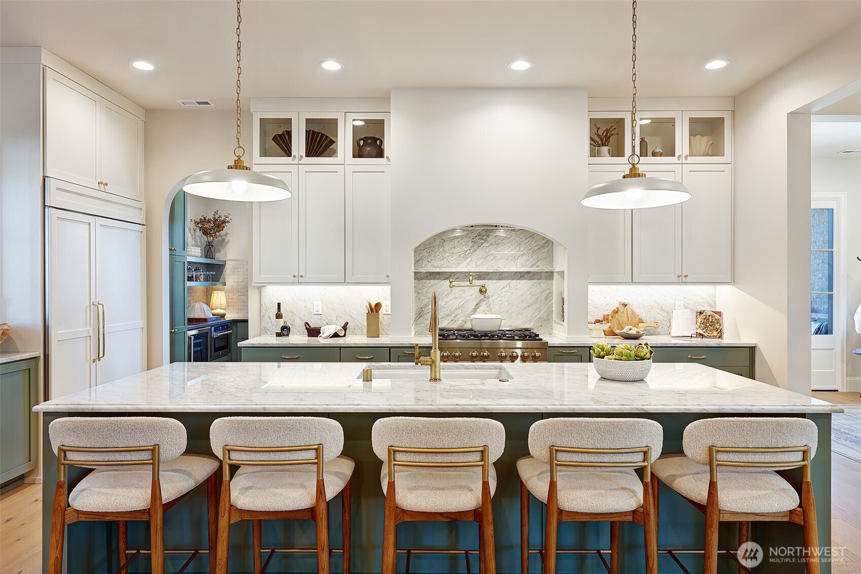 7003 37th Avenue NE, Seattle, WA 98115