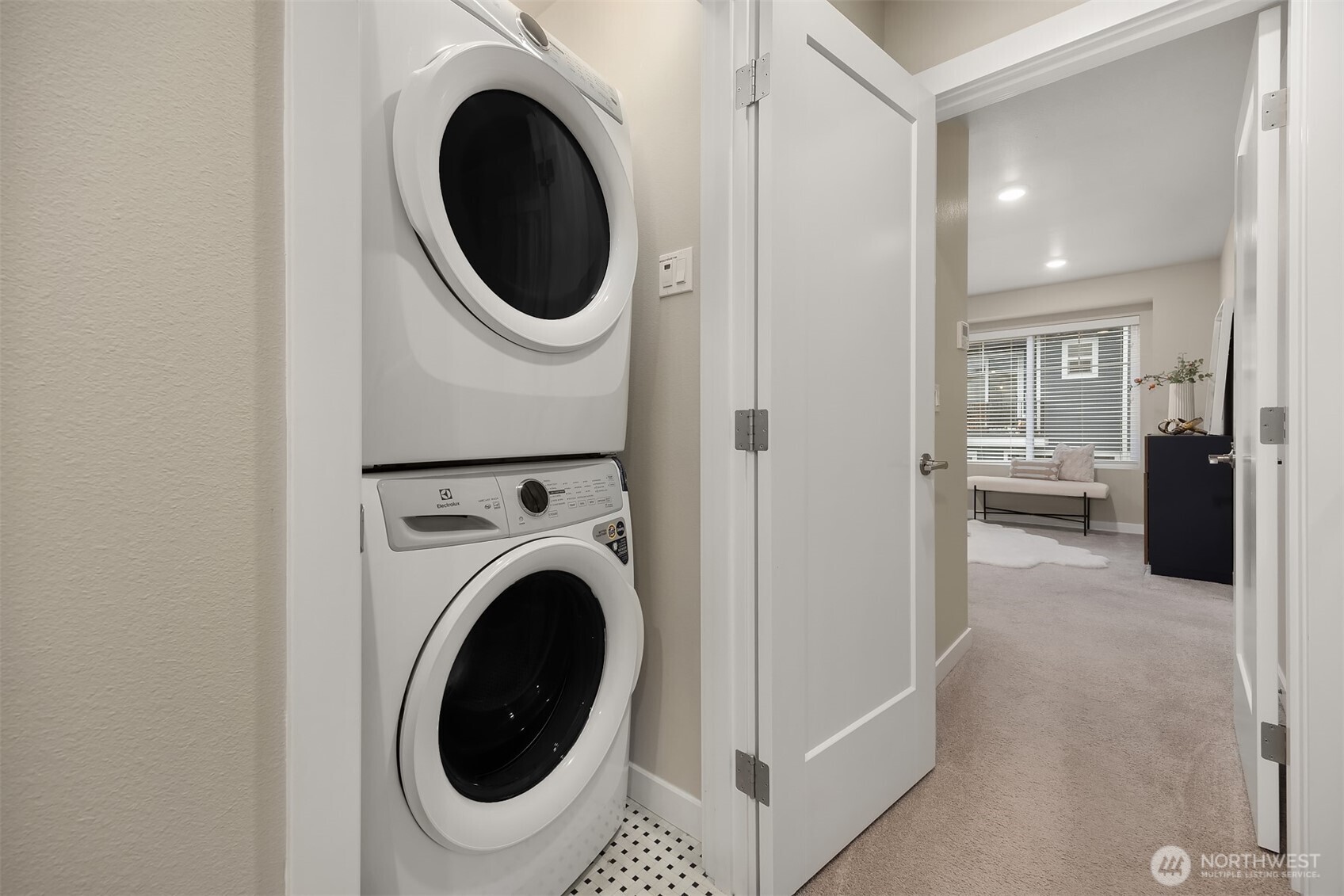 22924 80th Place W #B, Edmonds, WA 98026