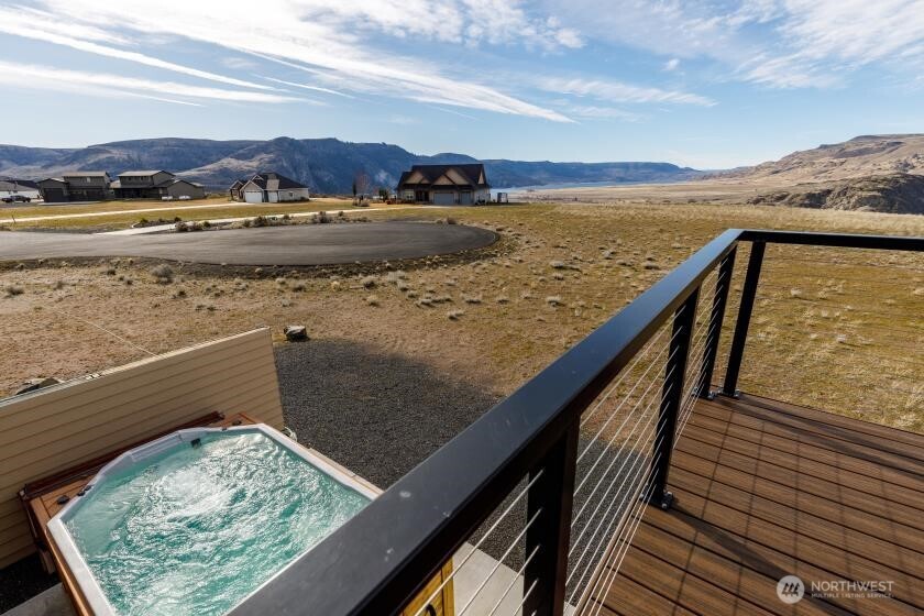 44430 Lupine Drive N, Wilbur, WA 99185