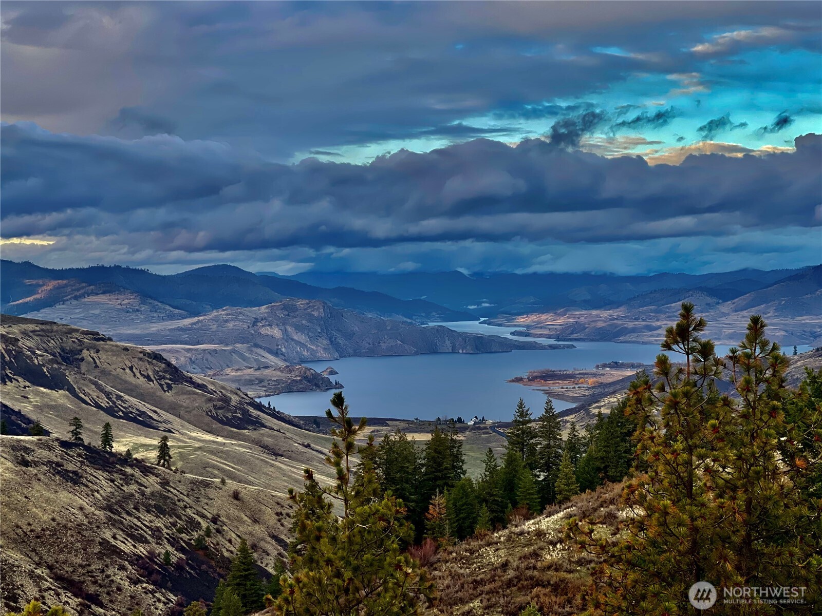 44430 Lupine Drive N, Wilbur, WA 99185