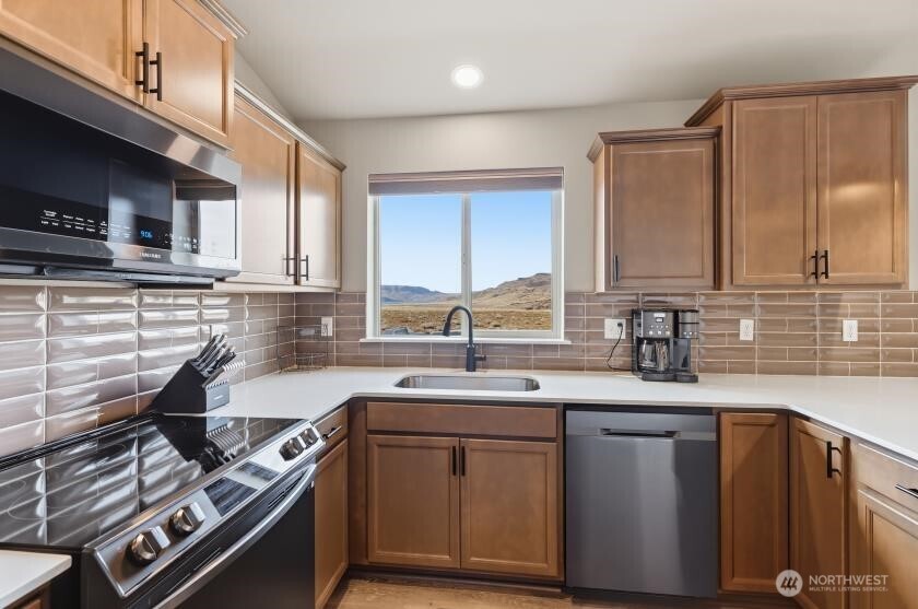 44430 Lupine Drive N, Wilbur, WA 99185