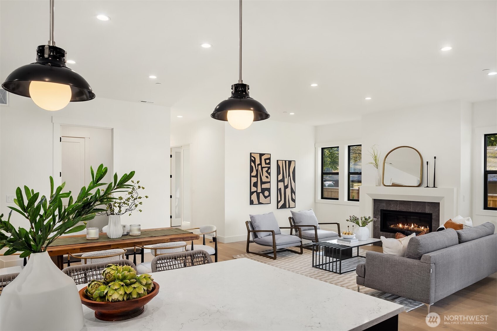 15014 SE 22nd Street , Bellevue, WA 98007