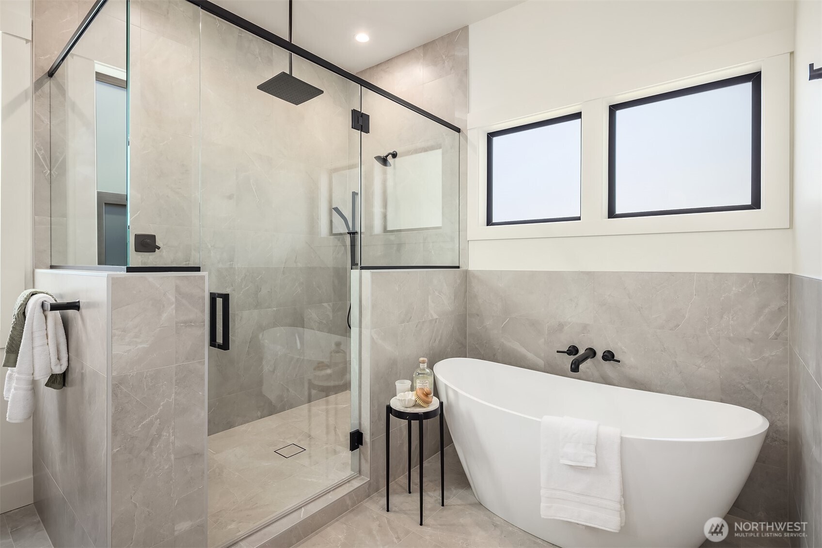 15014 SE 22nd Street , Bellevue, WA 98007