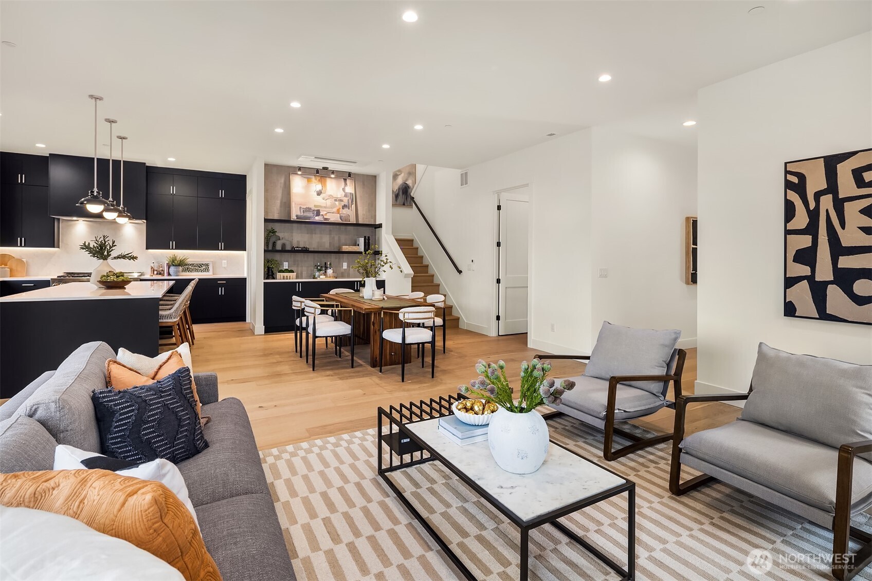 15014 SE 22nd Street , Bellevue, WA 98007