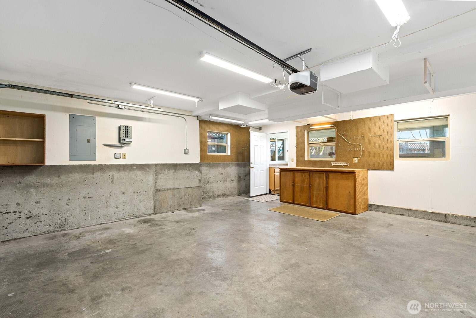 7613 SW 258th Court , Vashon, WA 98070