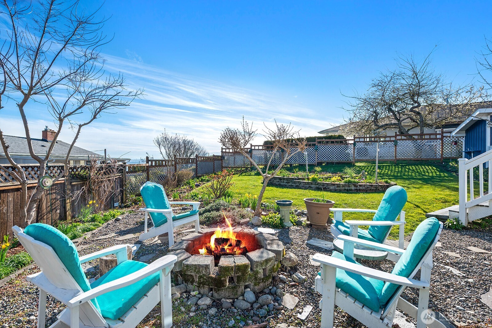 7613 SW 258th Court , Vashon, WA 98070