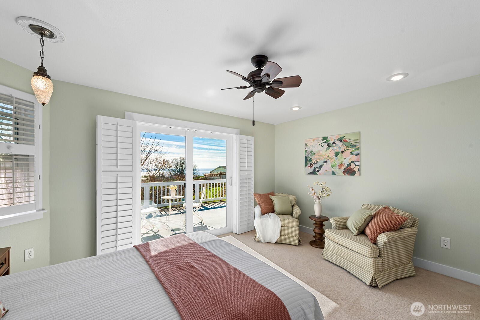 7613 SW 258th Court , Vashon, WA 98070