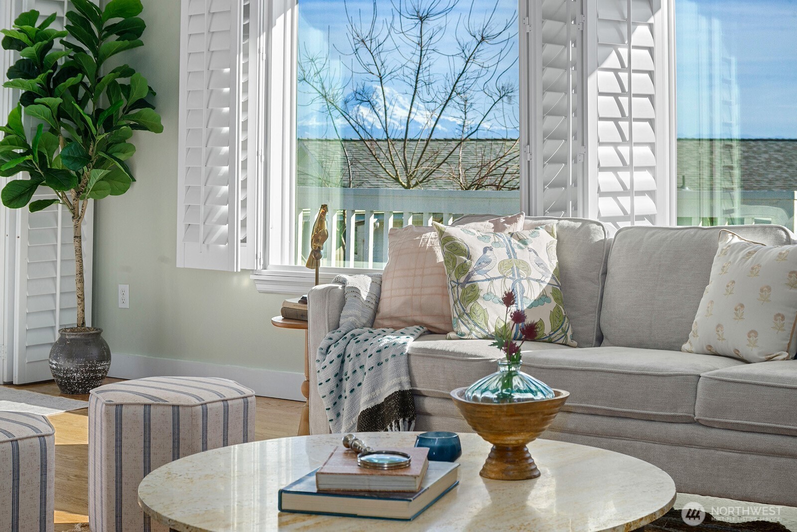 7613 SW 258th Court , Vashon, WA 98070