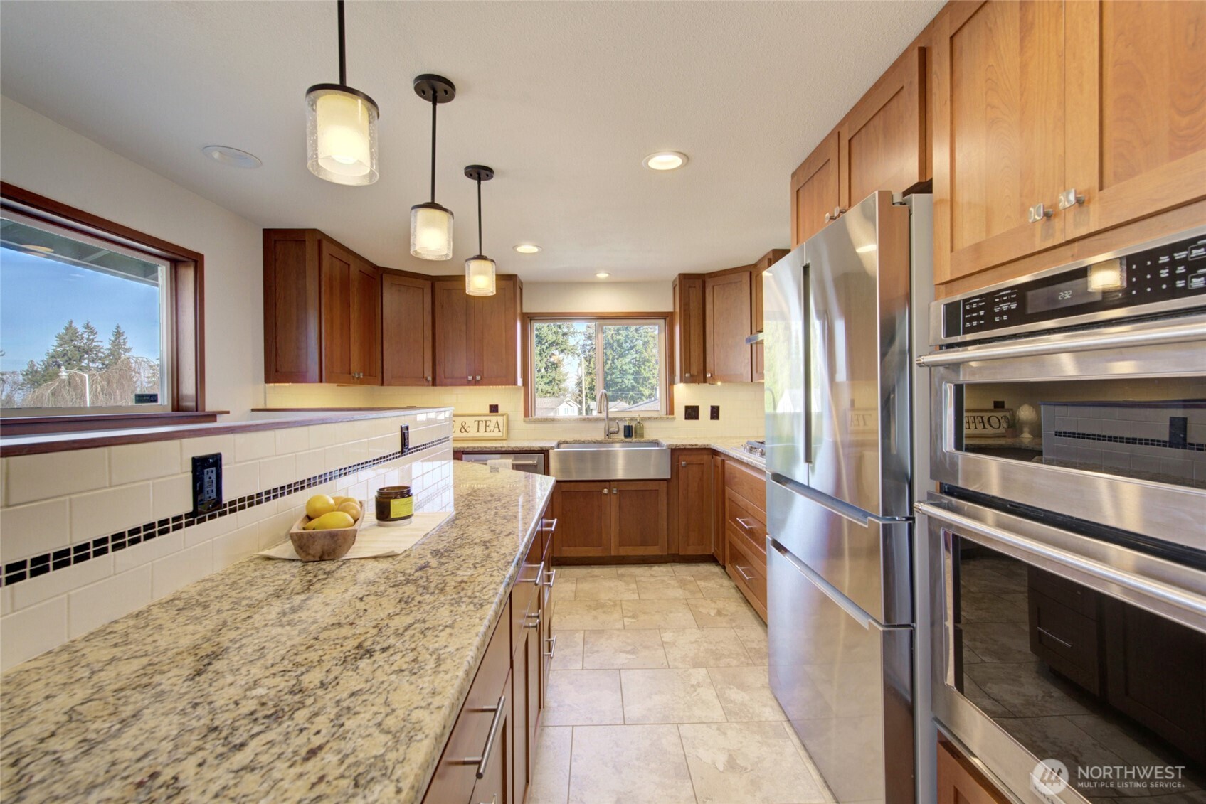 1225 Madison Street , Everett, WA 98203