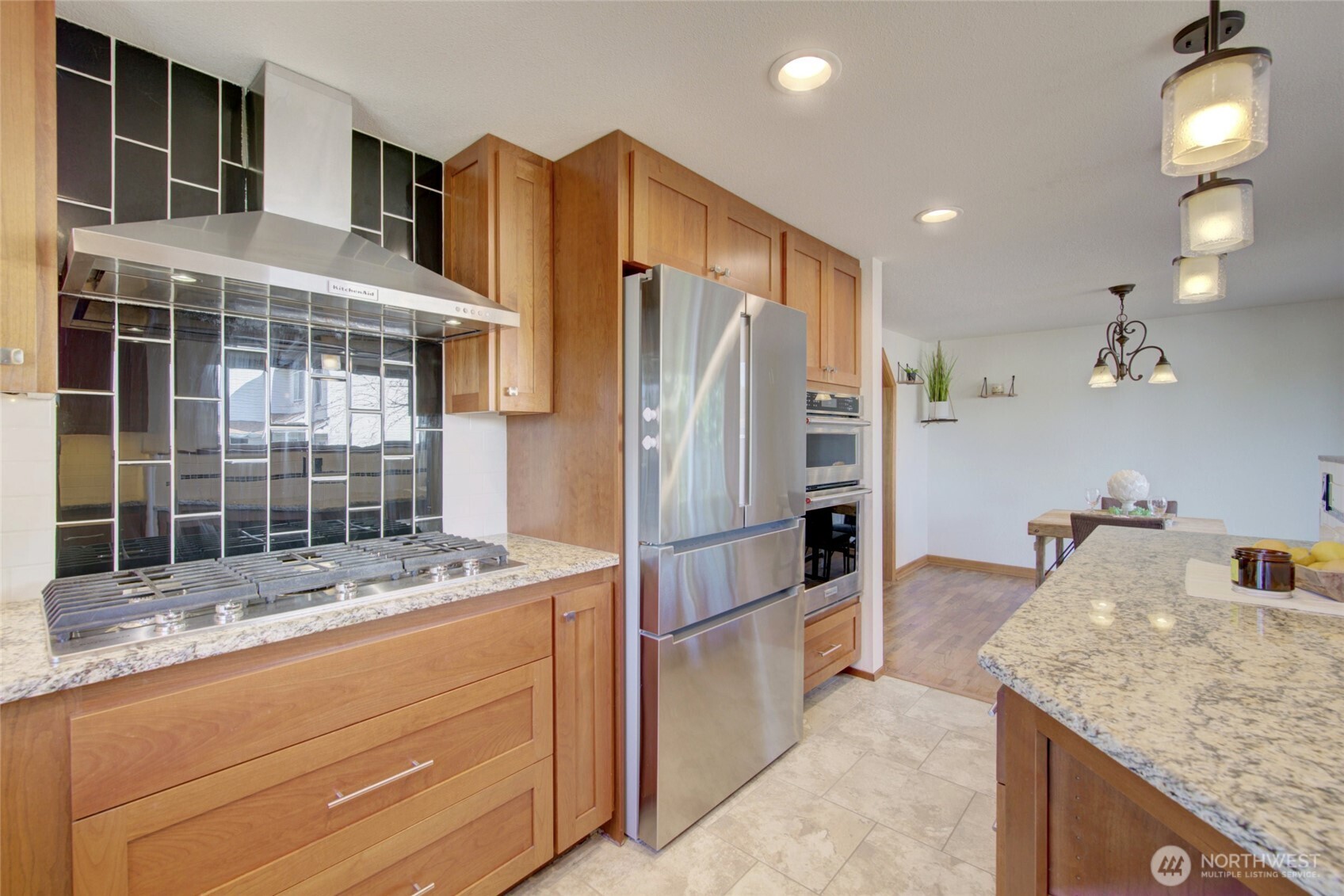 1225 Madison Street , Everett, WA 98203