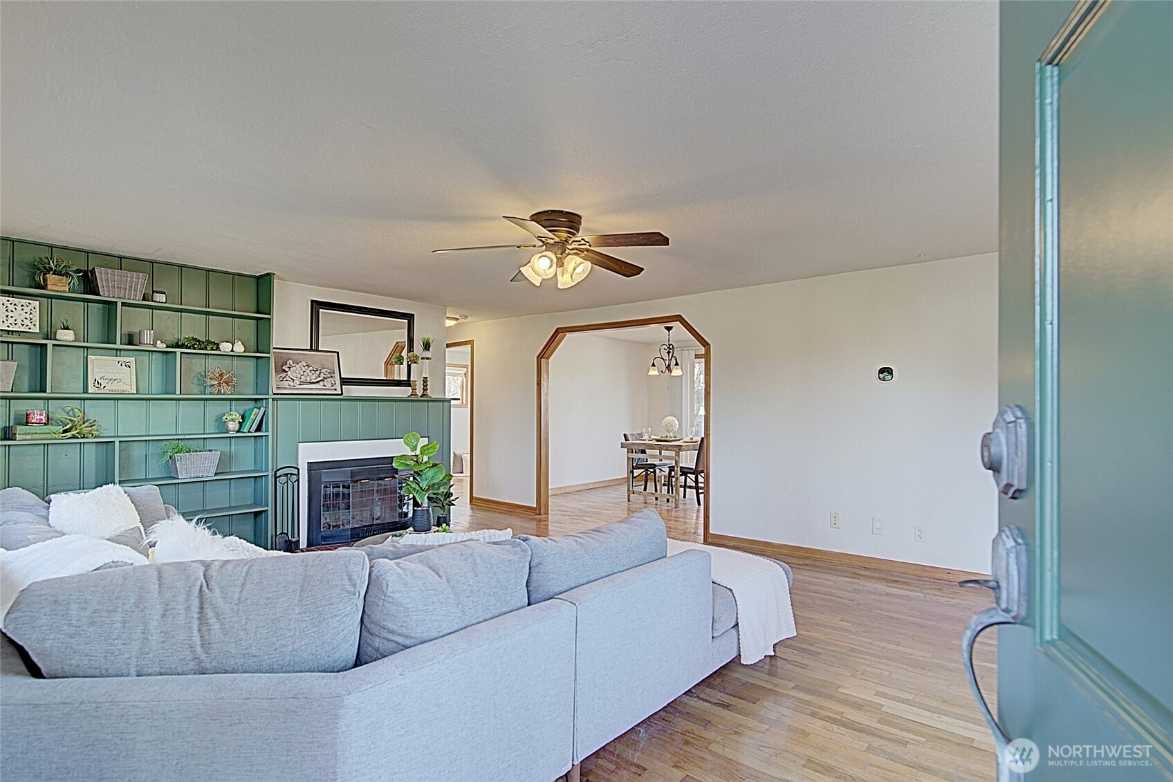 1225 Madison Street , Everett, WA 98203