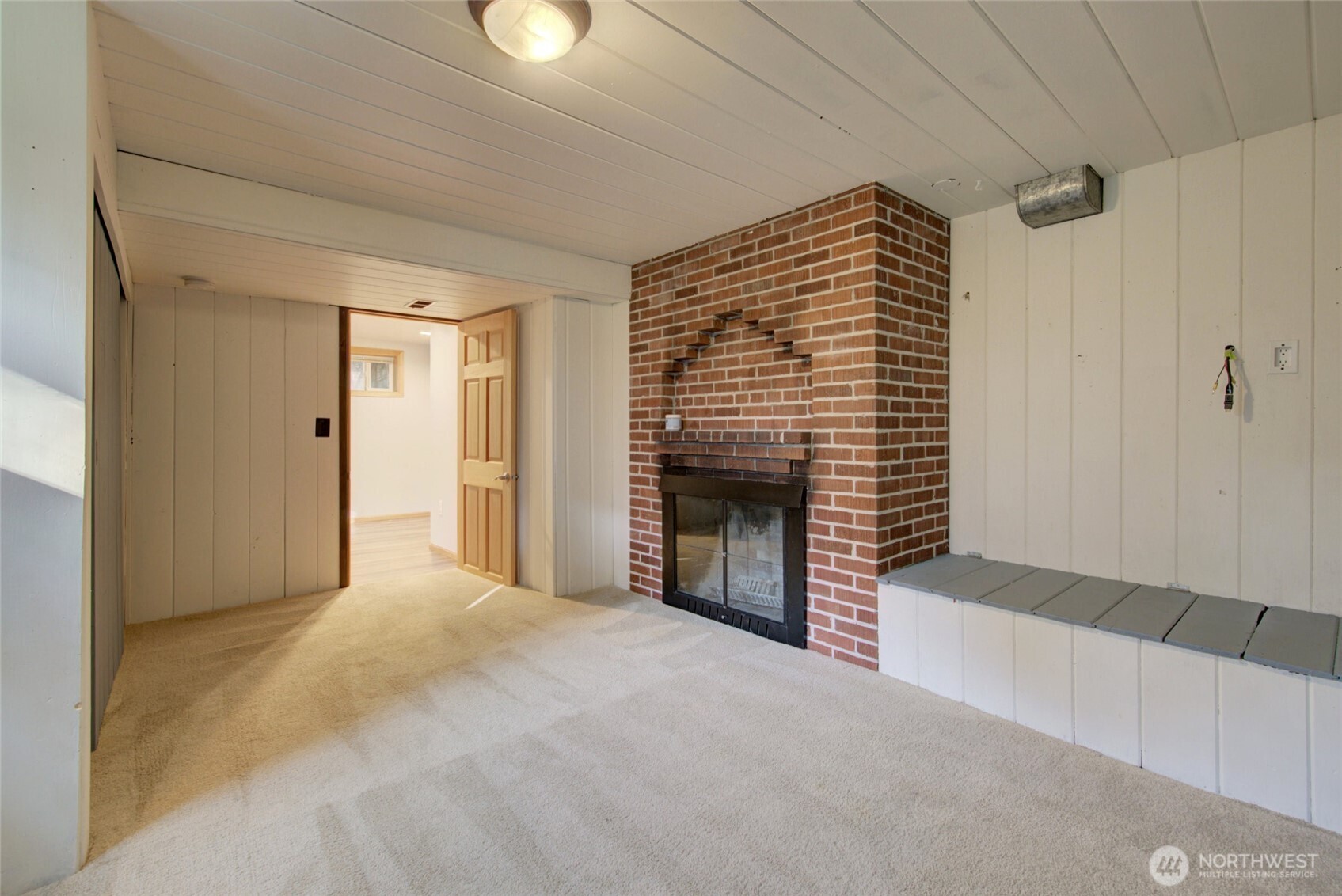 1225 Madison Street , Everett, WA 98203