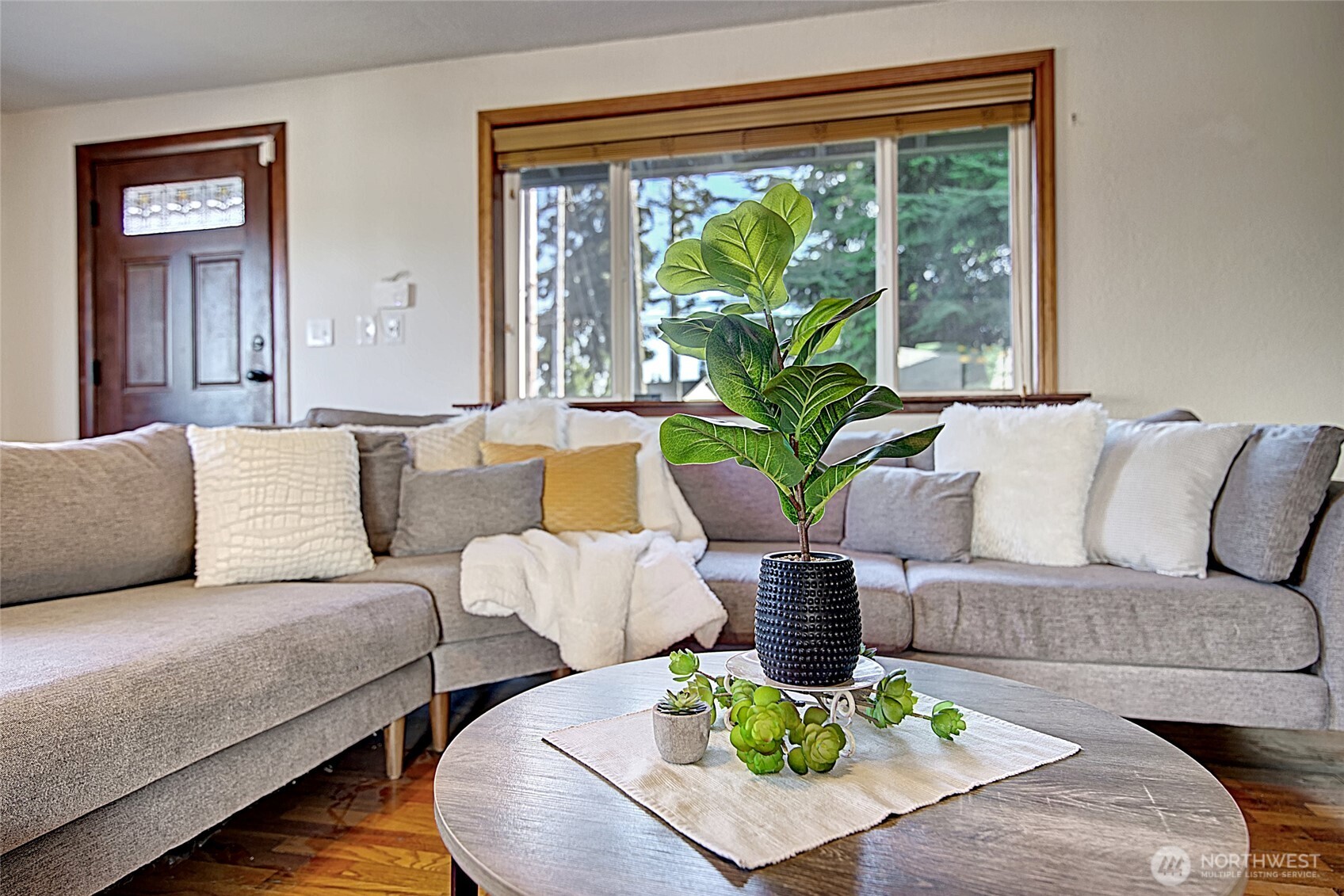 1225 Madison Street , Everett, WA 98203