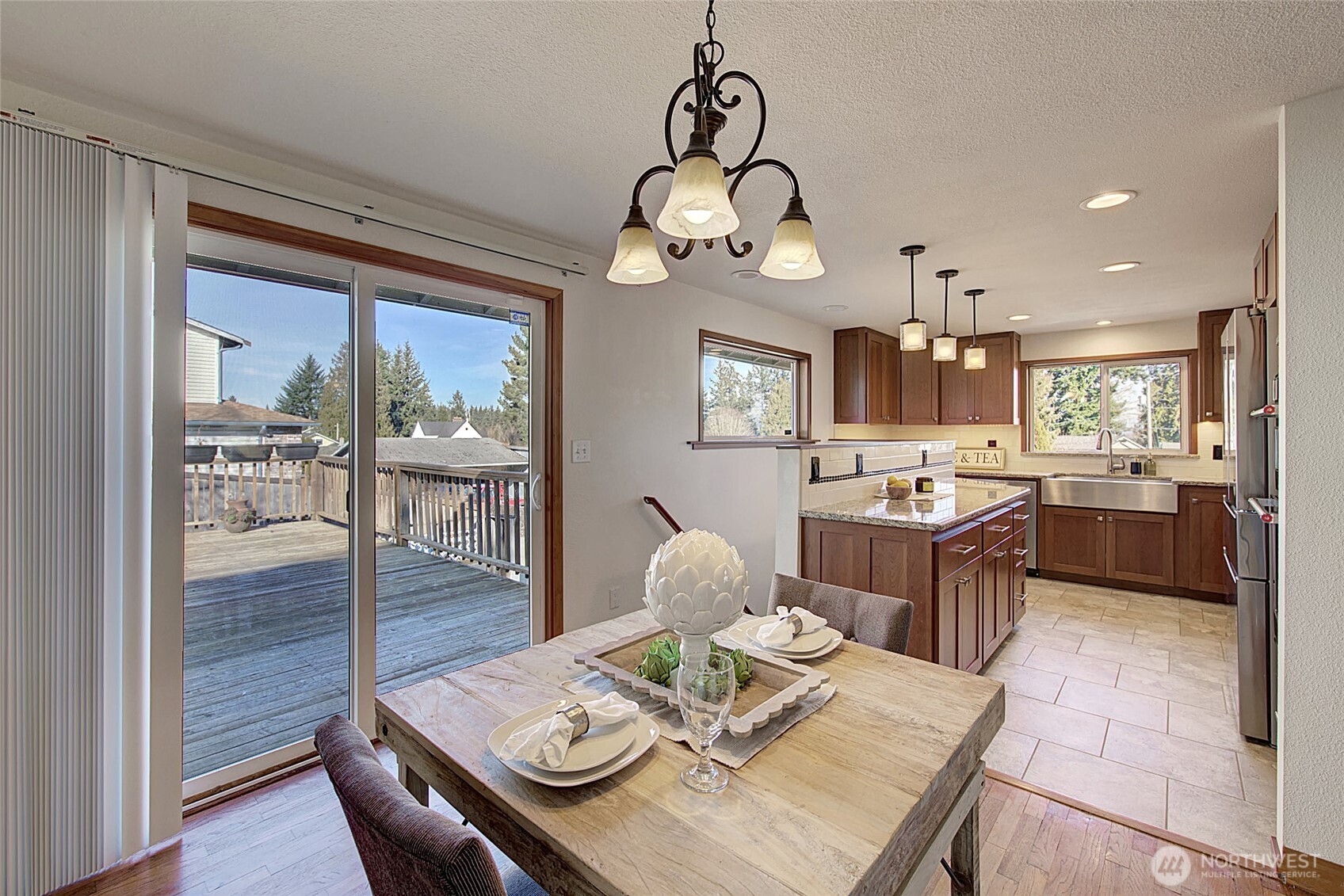 1225 Madison Street , Everett, WA 98203