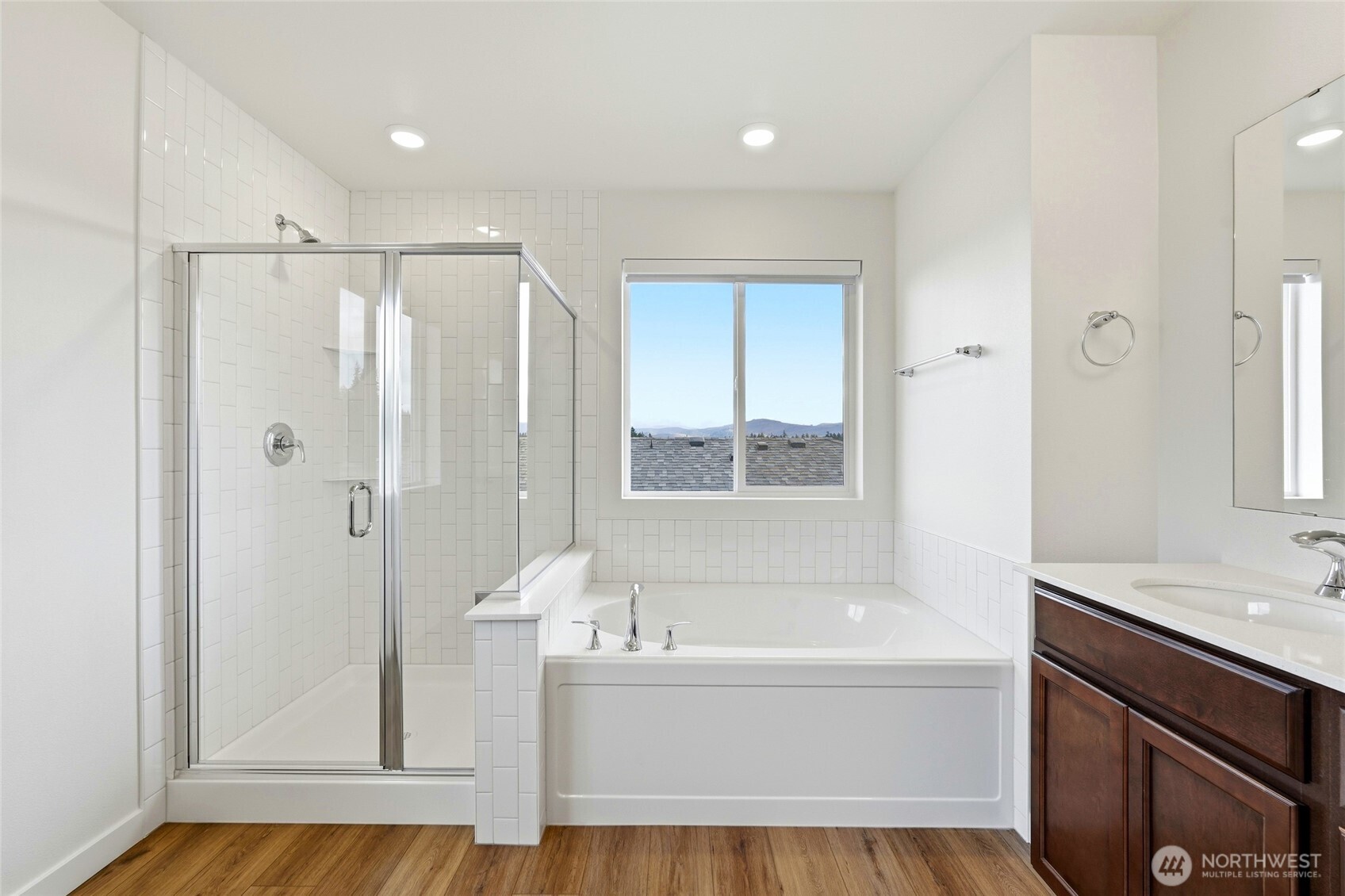 13705 185th Street Ct E, Puyallup, WA 98374