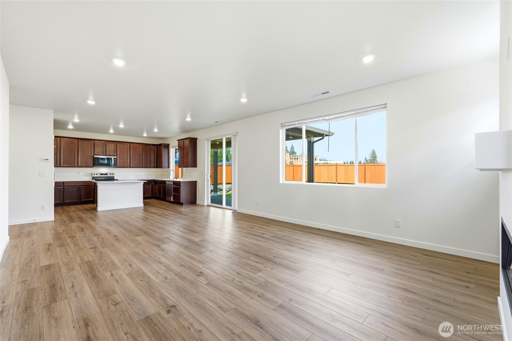 13705 185th Street Ct E, Puyallup, WA 98374