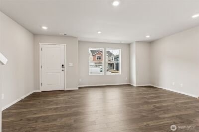 3931 Hyde Loop NE #129, Olympia, WA 98506 - Photo 4