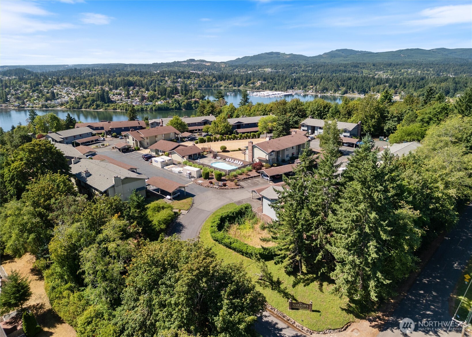 3560 Narrows View Lane NE #202, Bremerton, WA 98310