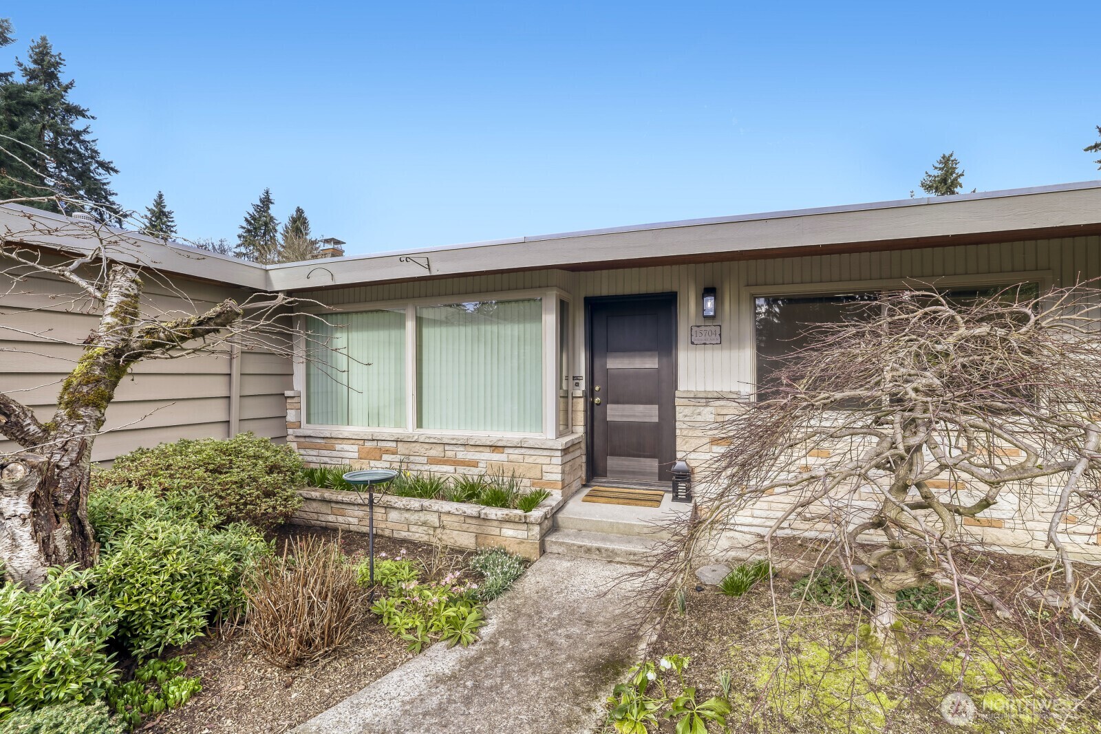 15704 Interlake Avenue N, Shoreline, WA 98133