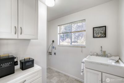 15704 Interlake Avenue N, Shoreline, WA 98133 - Photo 11