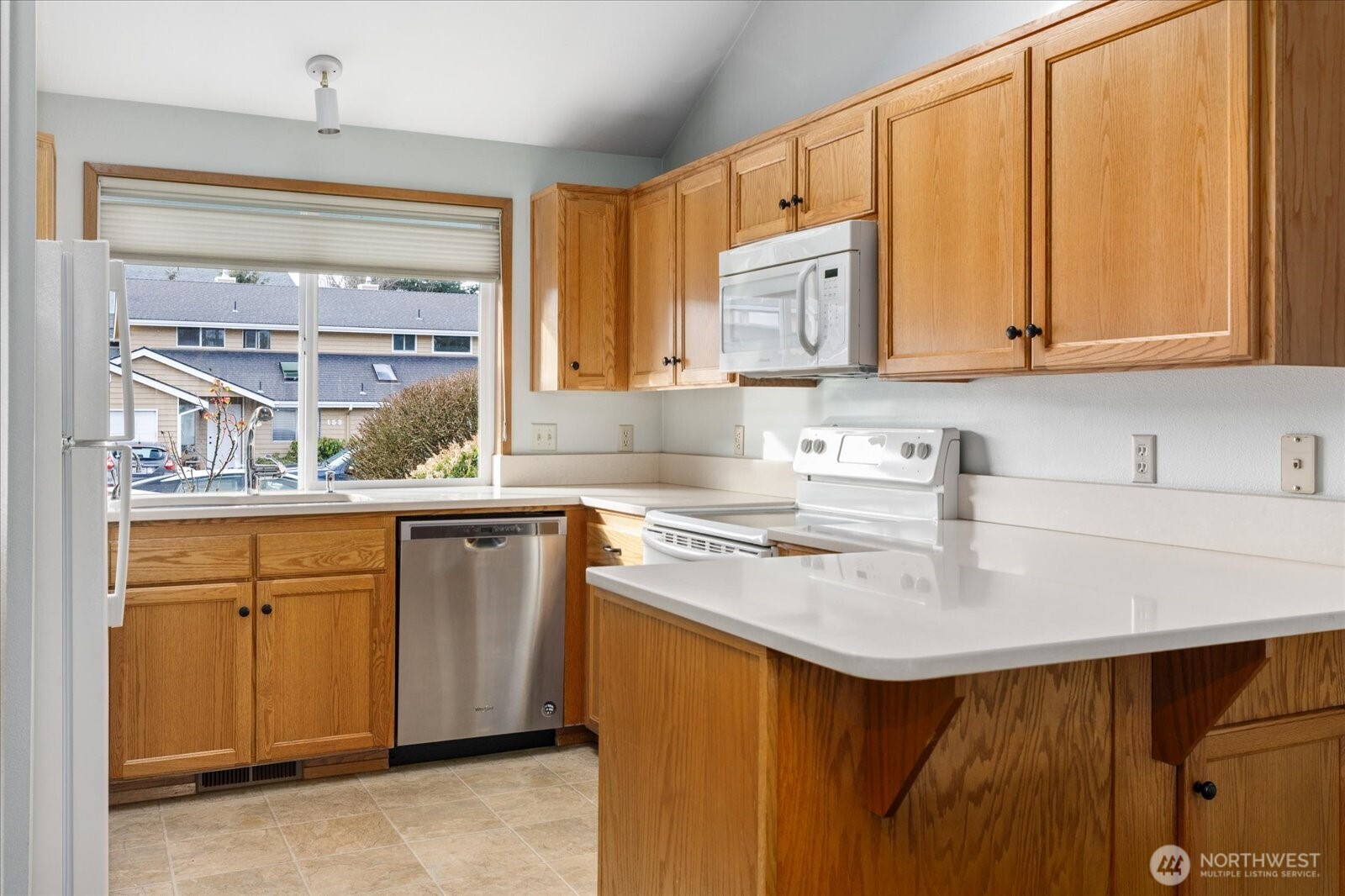 150 NE Nunan Loop #2, Oak Harbor, WA 98277