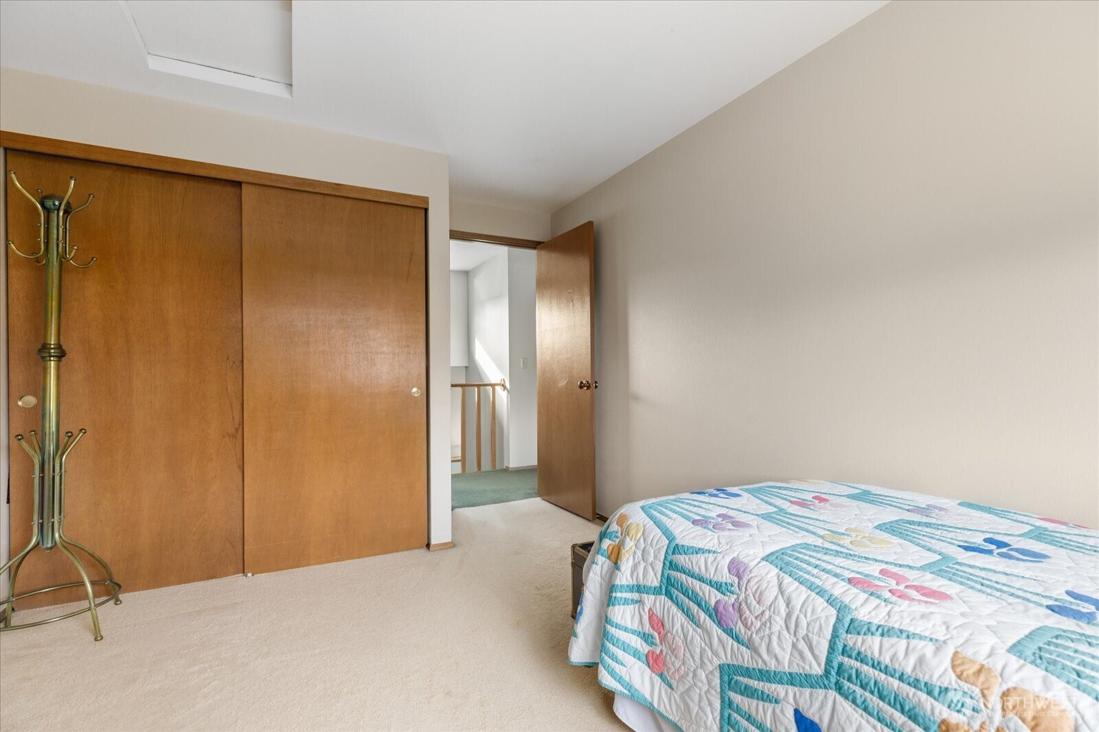 150 NE Nunan Loop #2, Oak Harbor, WA 98277