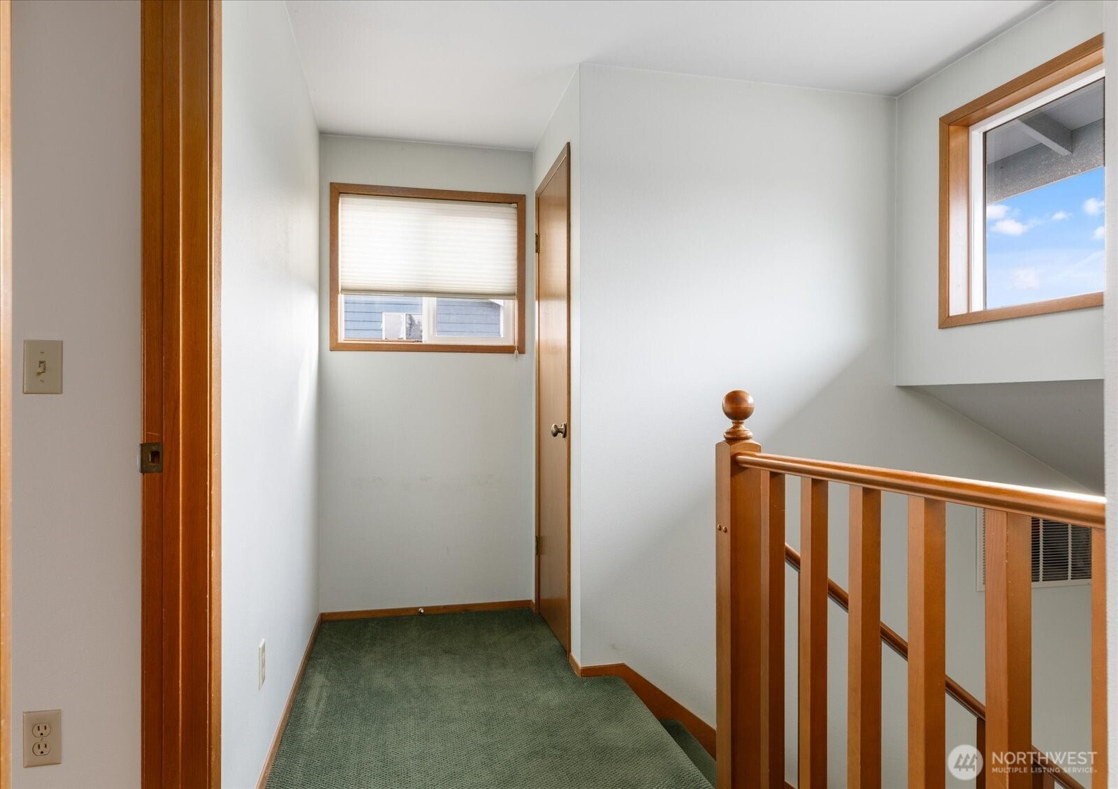 150 NE Nunan Loop #2, Oak Harbor, WA 98277