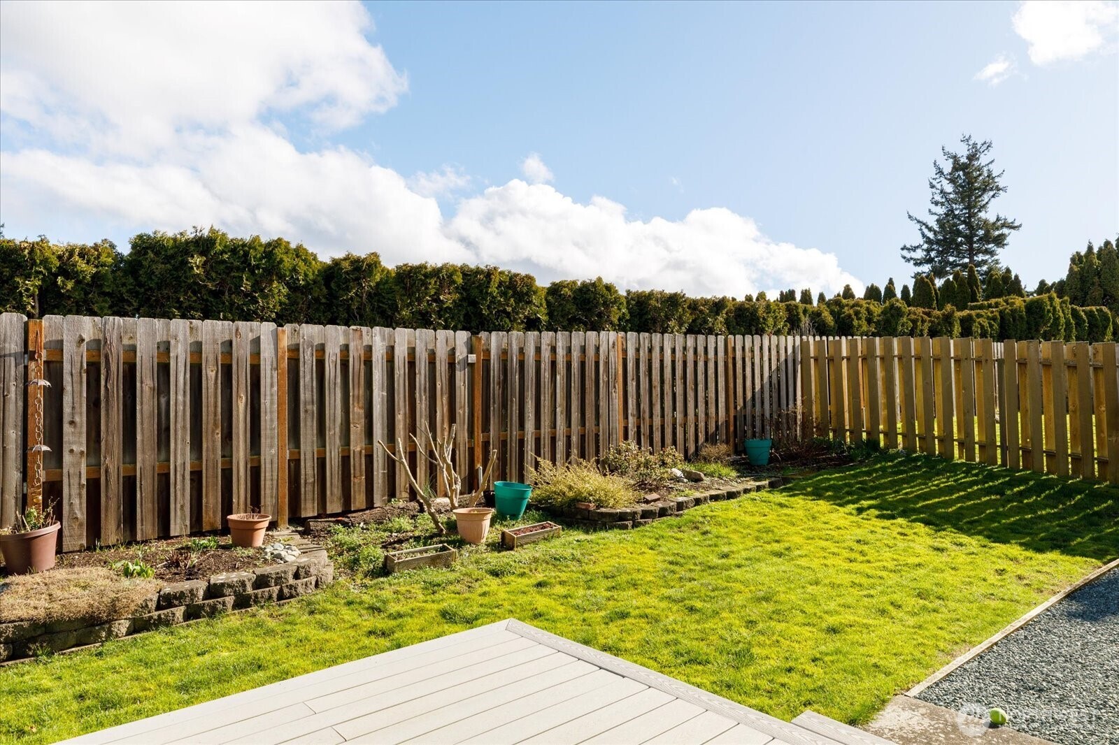 150 NE Nunan Loop #2, Oak Harbor, WA 98277