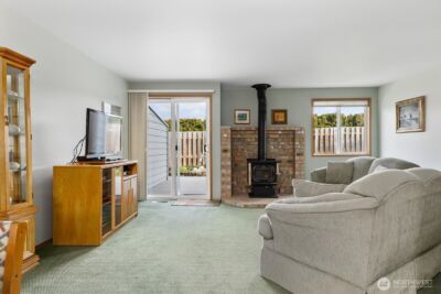 150 NE Nunan Loop #2, Oak Harbor, WA 98277 - Photo 8