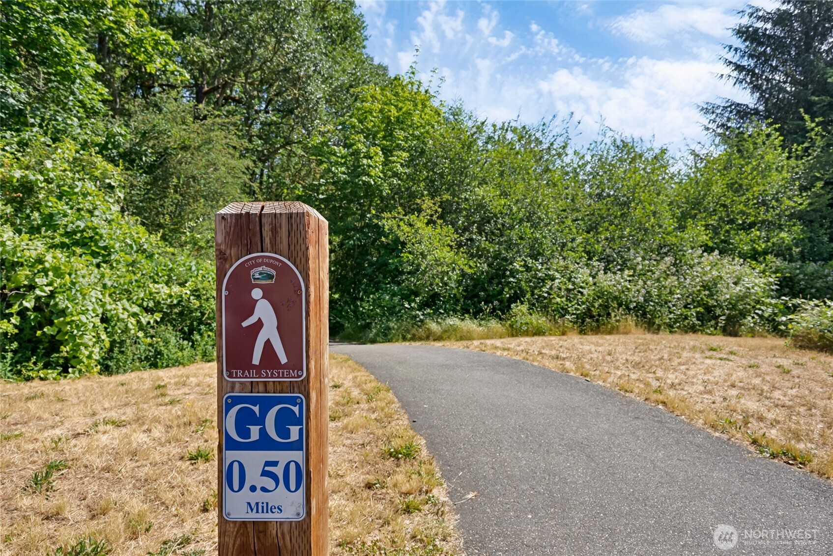 2147 Hammond Avenue #B10, Dupont, WA 98327