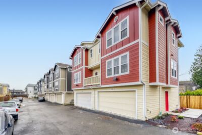 3403 S 144th Lane , Tukwila, WA 98168-5147