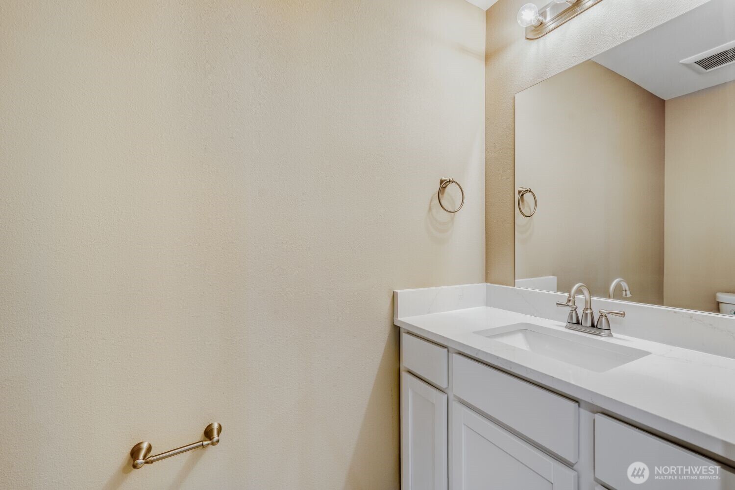 3403 S 144th Lane , Tukwila, WA 98168-5147