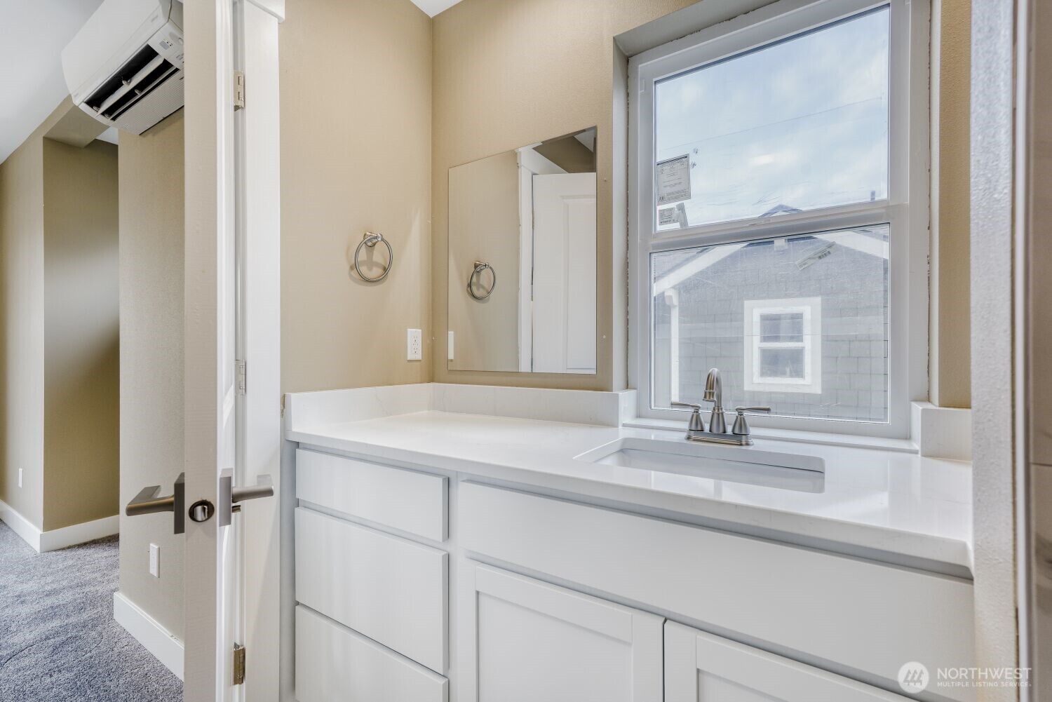 3403 S 144th Lane , Tukwila, WA 98168-5147