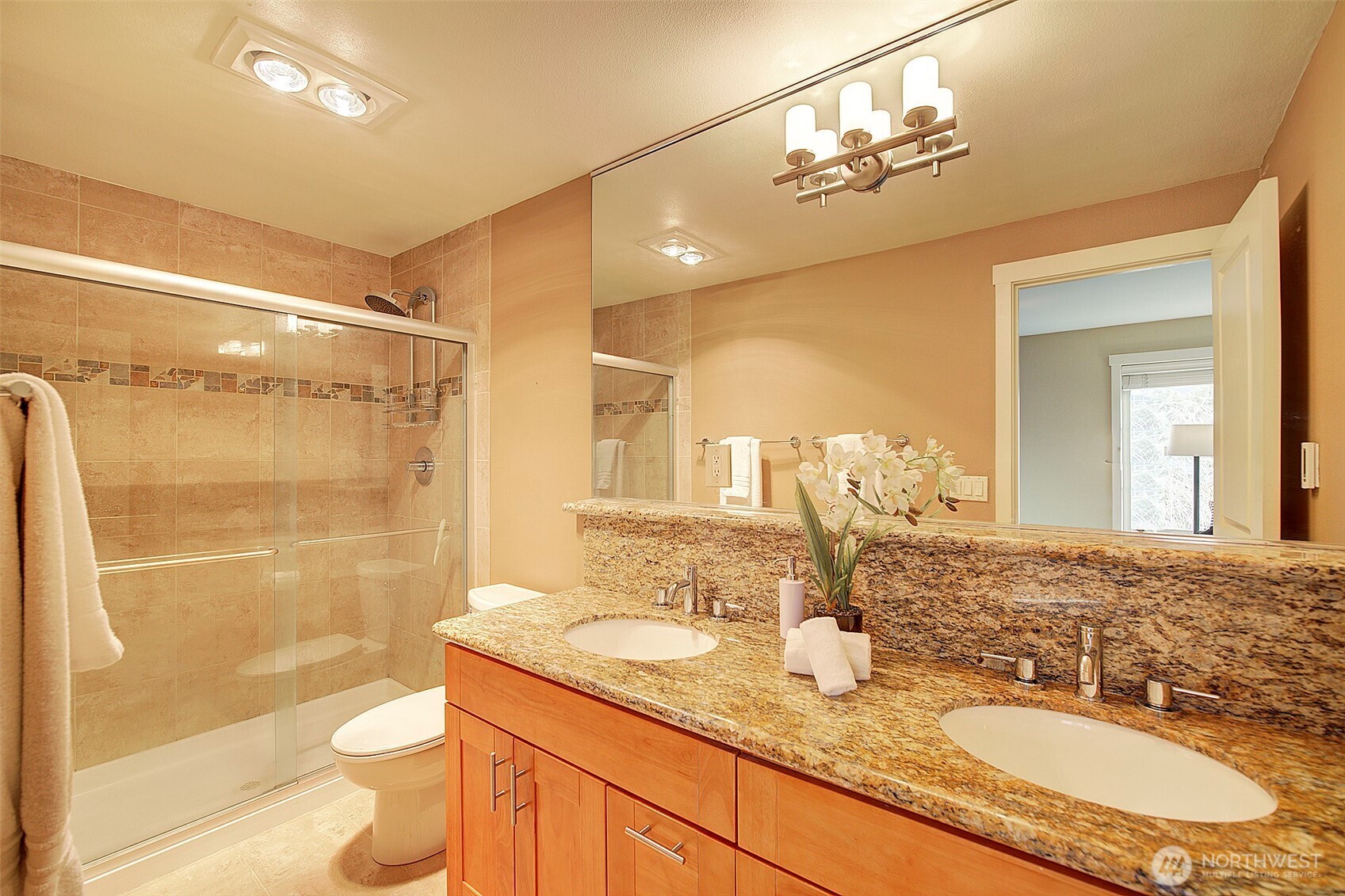 8503 Bowdoin Way #203, Edmonds, WA 98026