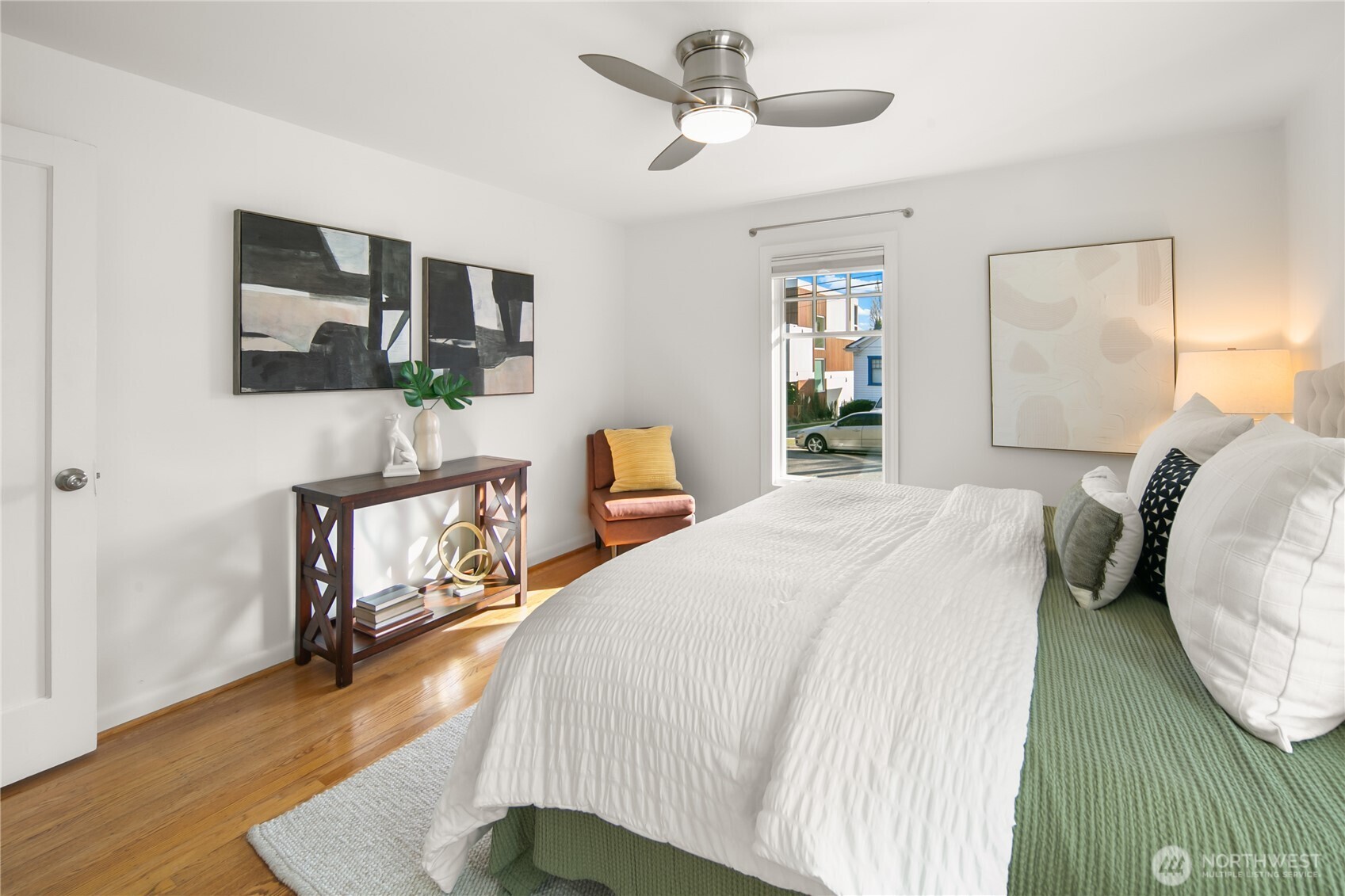 532 N 72nd Street , Seattle, WA 98103